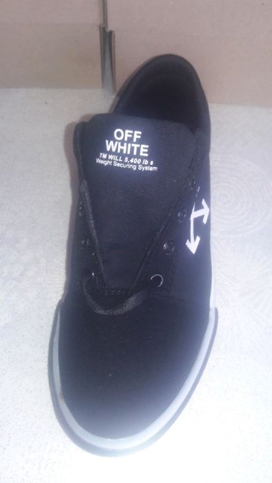 продам кеды отличного качества