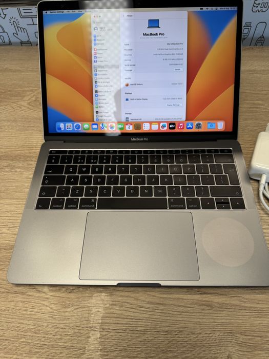 Macbook Pro 13 i5 8GB 256GB A1708 2017 Baterie noua