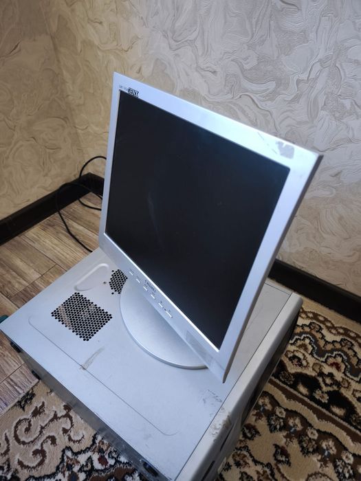 Монитор hp старый