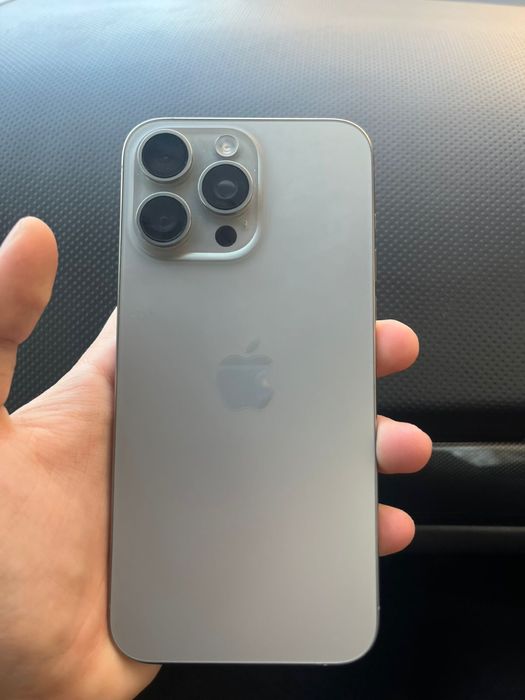 Продам Iphone 15 pro max