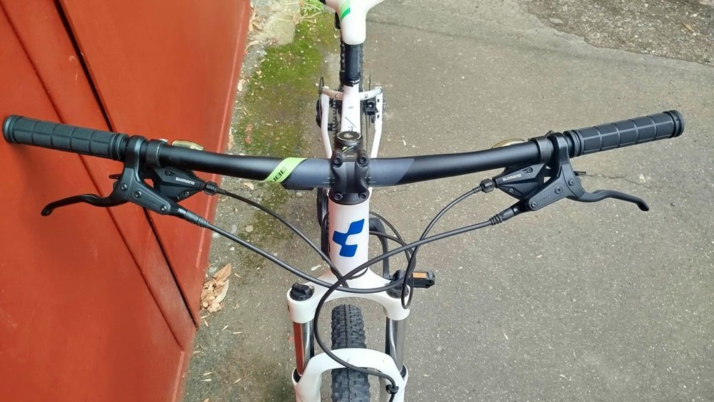 Cube 27,5r hidraulica