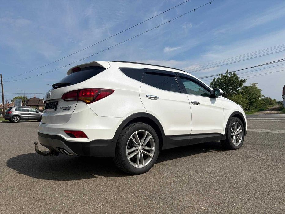 HYUNDAI SANTA FE / 2016 / 4X4 / 2.2 CRDI 200 CP / AUTOMAT / 158.000 km