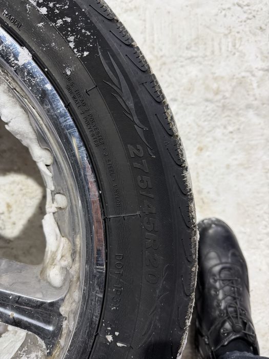 Продам диски с шинами