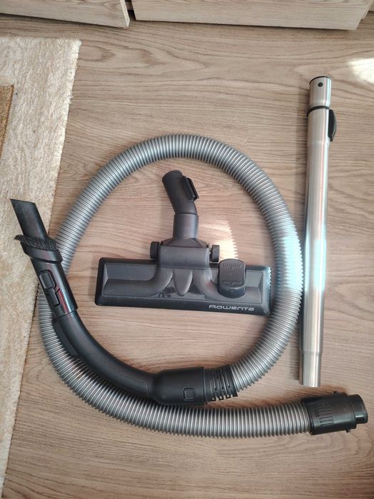 Aspirator fara sac Rowenta Compact Power Cyclonic , 750 w , defect