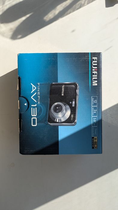 Продается цифровой фотоаппарат Fujifilm AV 130