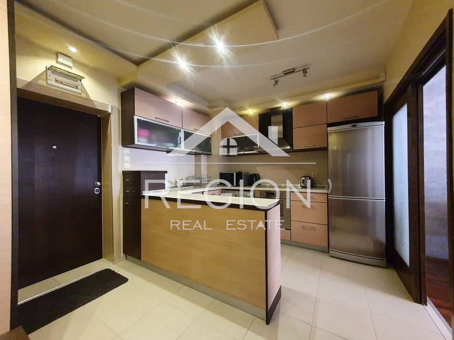 Дава се под наем Тристаен апартамент в Варна, Левски - 100 кв.м за 860 € - Снимка #1