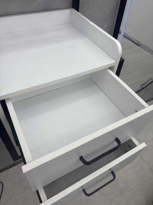 Raft suspendat coafor