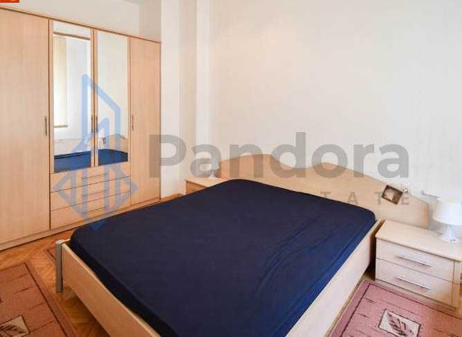 Двустаен апартамент под наем в Центъра