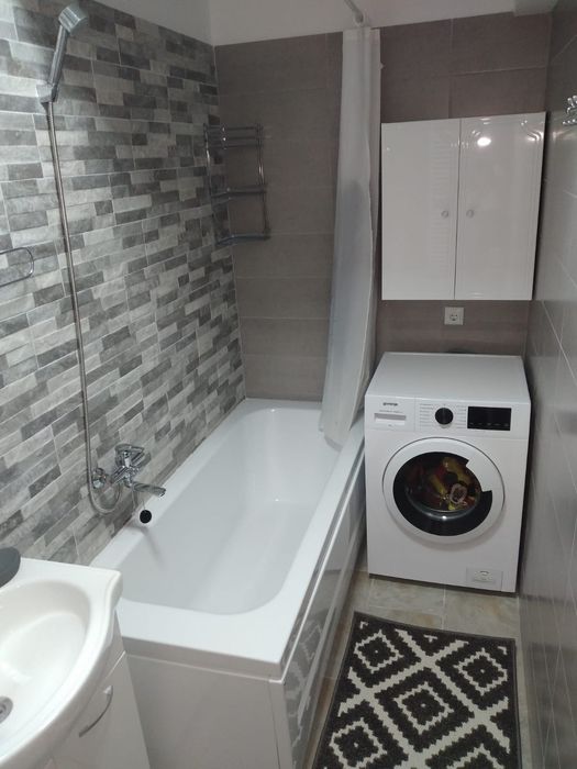 Închiriez apartament cu 2 camere decomandat Iași — fotografia 3