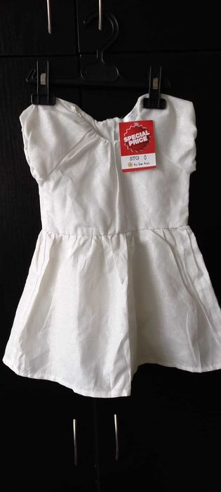 Rochita marimea 86 ,noua cu eticheta