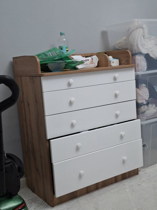 Продам тумбу комод