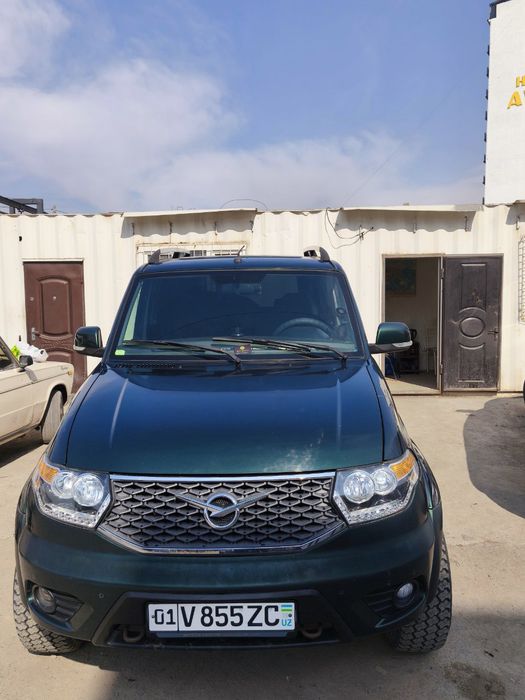 УАЗ патриот хорошем состоянии