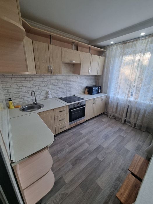 Сдам 2 ком квартиру Юго-Восток