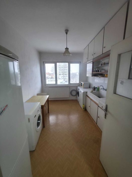Продава се Тристаен апартамент в Пловдив, Остромила - 71 кв.м за 697 €/кв.м - Снимка #2