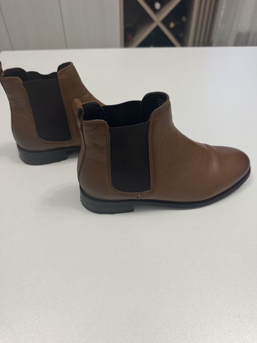 Ghete maro din piele naturala