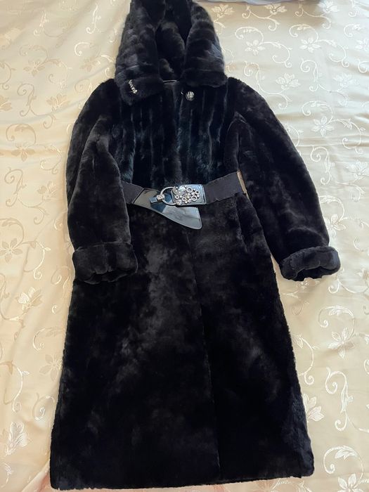 Продается шуба полу норка