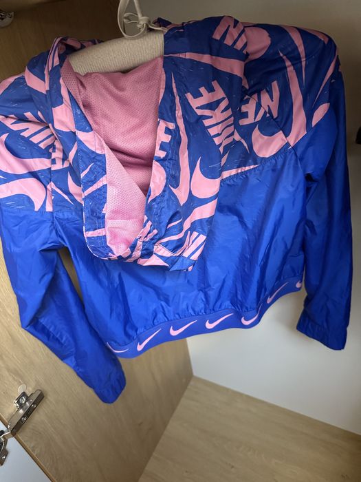 яке Windrunner Nike Sportswear
