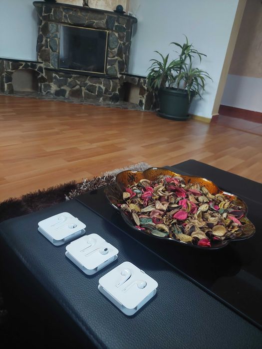 Casti originale Iphone 11,12.13 + Incarcator si cablu de date