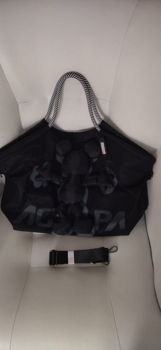 geanta neagra black studios