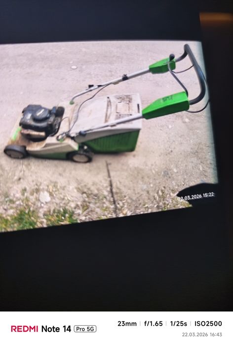 Mașina de tuns iarba viking