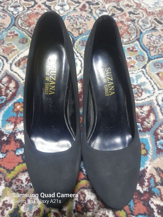 Tufli razmer 37 xolati zor 60 ming