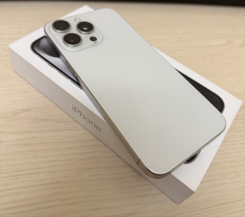 Продам Iphone 15 Pro Max 1tb