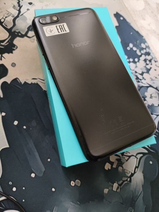 4G Смартфон Huawei Honor 7A 16/2gb. Телефон