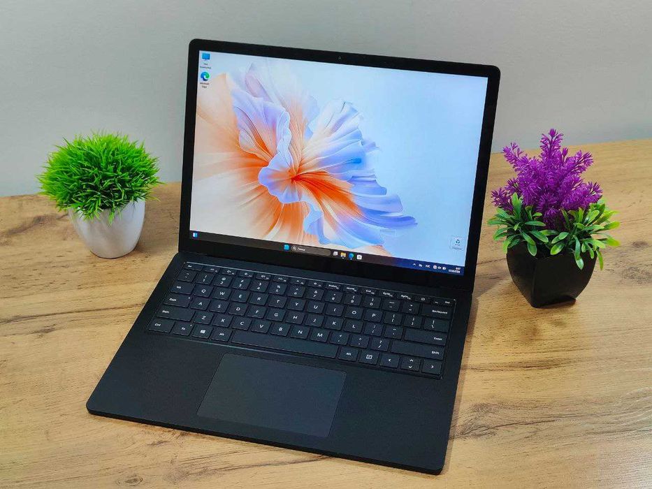 [ARZON] Noutbuk Microsoft Surface Laptop 4 i7 /DDR4 16Gb / SSD 256Gb