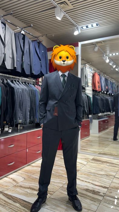 Продам мужской костюм