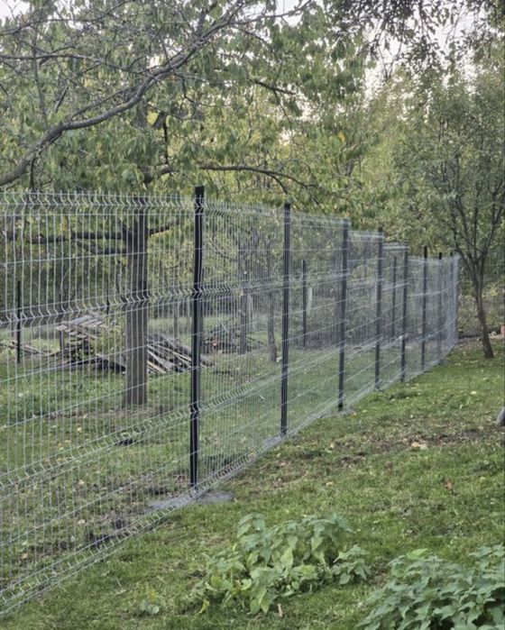 Vand si fac garduri din plasa bordurată