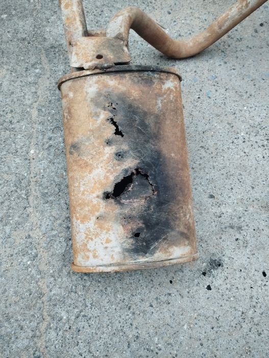 Продам глушитель б/у