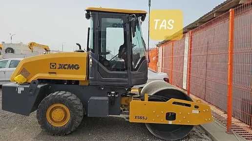 Одновальцовый грунтовый каток XCMG XS65J (6 тонн) в наличии