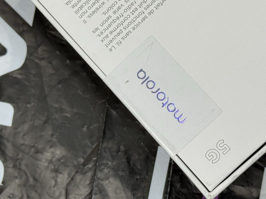 ***ЗАПЕЧАТАН 512GB Motorola Edge 70 Vivacom Гаранция до 2028 г. Grey