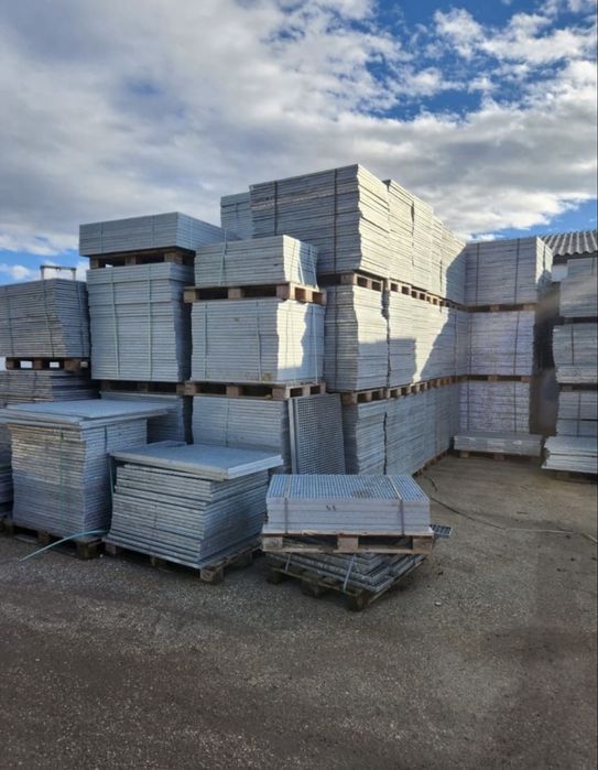 Gratare zincate galvanizate