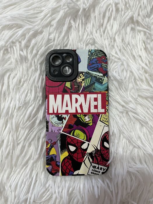 Чехлы на iPhone 13 Pro