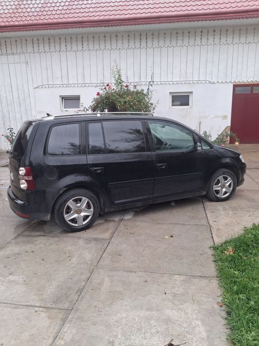 VOLKSWAGEN Touran 2008 — imagine 3