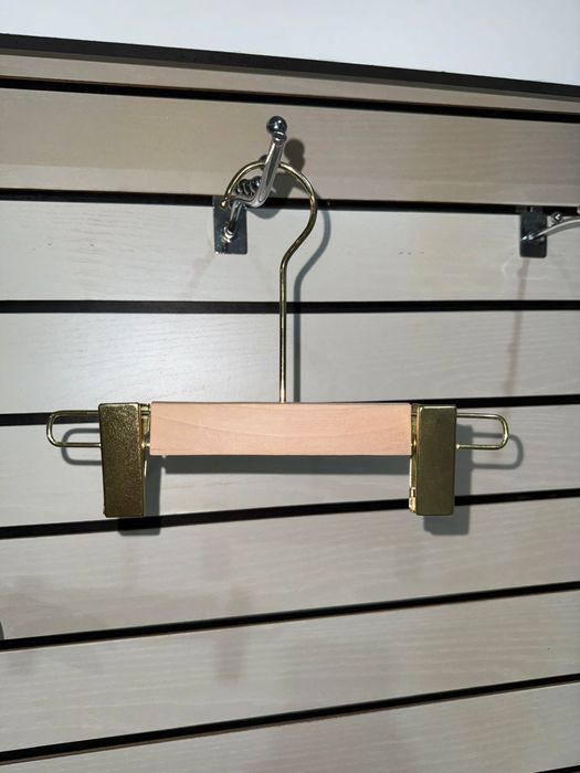 Стилаж вешалка и кранштейн