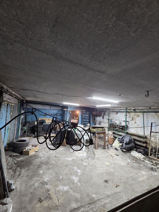 Продам гараж 65 квадратов
