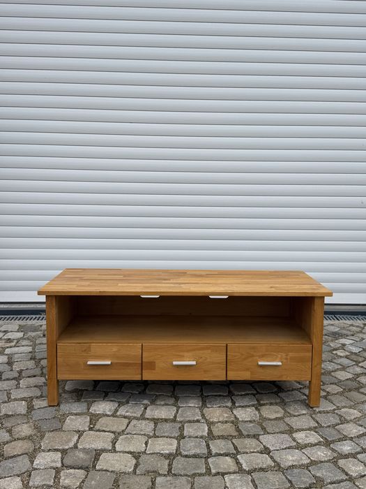 Дъбова ТВ шкаф / нисък шкаф