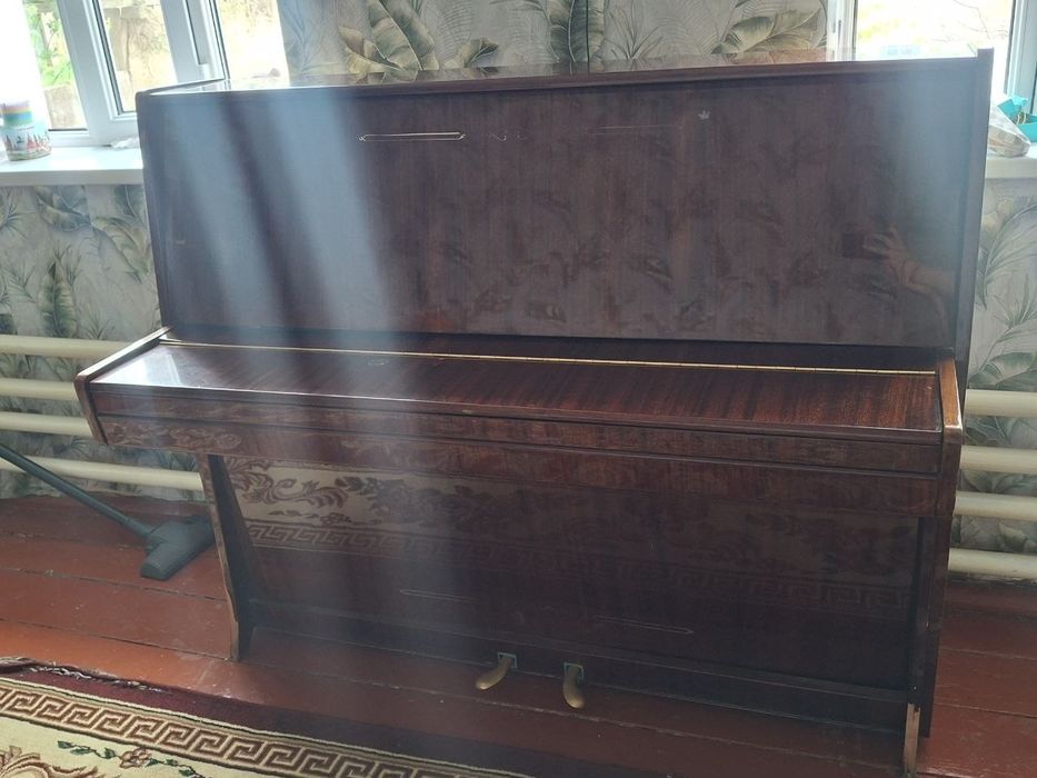 Фортепиано Фантазия б/у в хорошем состоянии