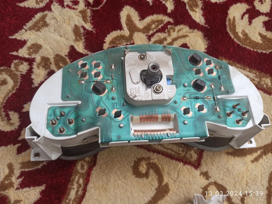 Щиток приборов на Опель