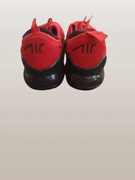 Продавам мъжки маратонки Nike