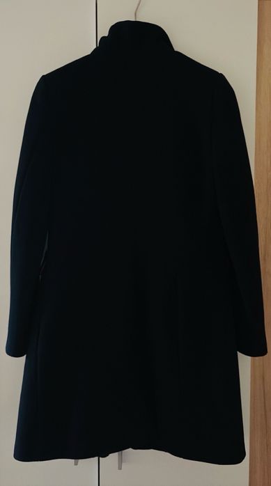 Вталено вълнено палто