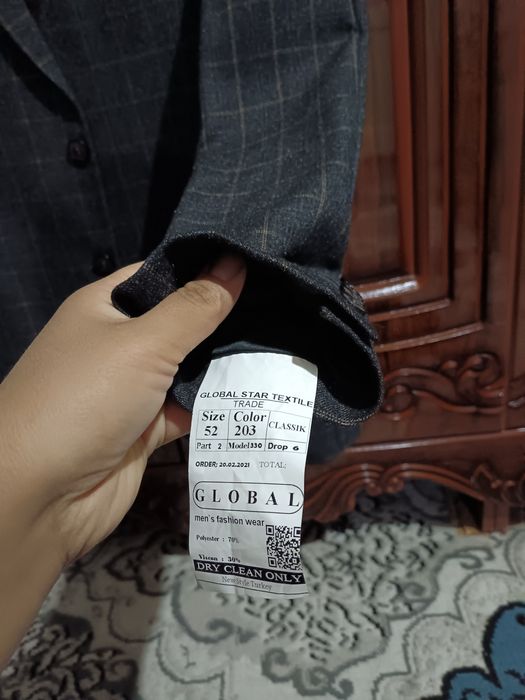 Yangi 1 marta kiyilgan