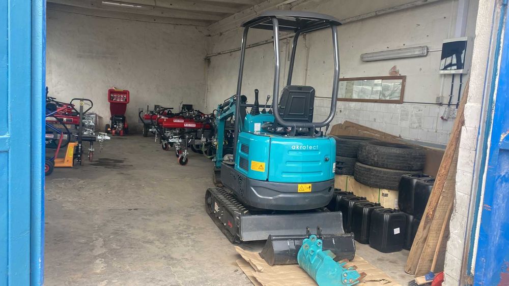 Miniexcavator Nou   -1,4 T- Import GERMANIA