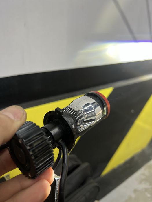 Y7D Led H4 kok oq yonadigan