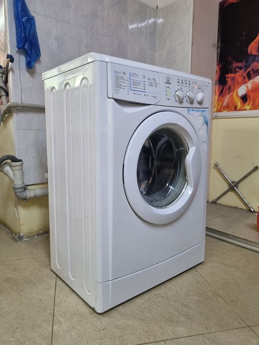 Стиральная машина Indesit 5kg