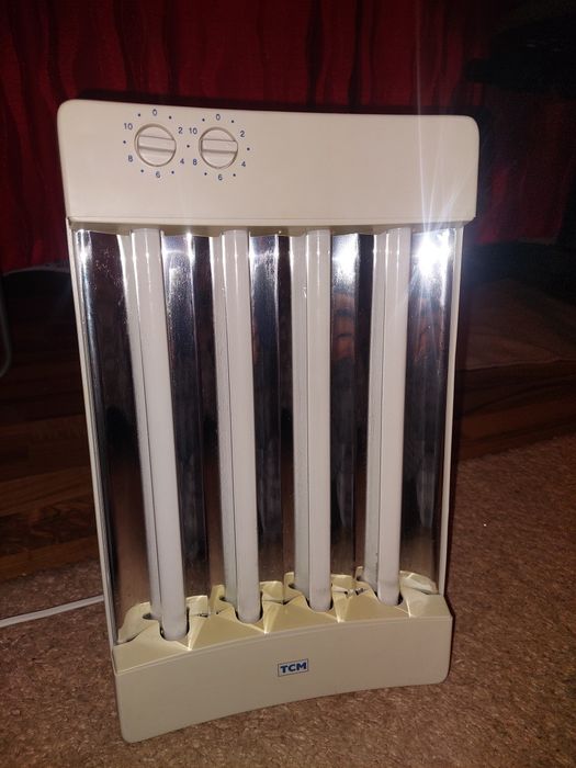 Solar facial TCM cu lumina ultravioleta ,neoane uv ,functional