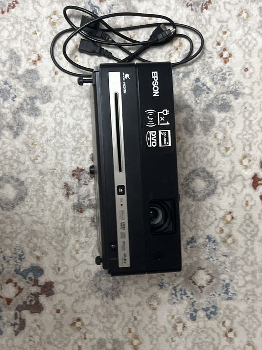 Проектор EPSON EH-DM3