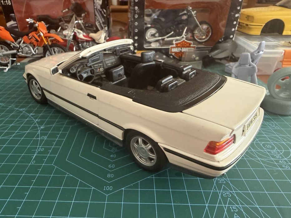 Macheta bmw 1.18